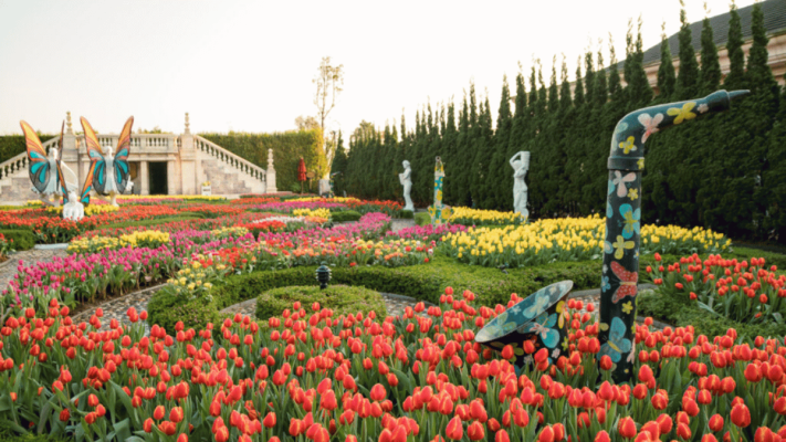 Le Jardin d'Amour Flower Garden
