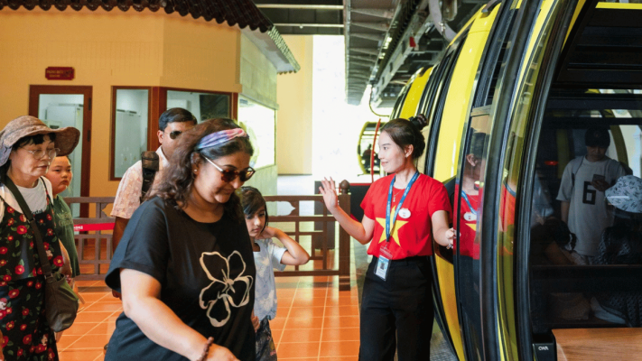 Bana Hills Cable car route from Hoi An 2 station to moon kingdom station