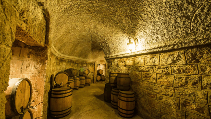 Explore the space and experience Debay Wine Cellar Bana Hills