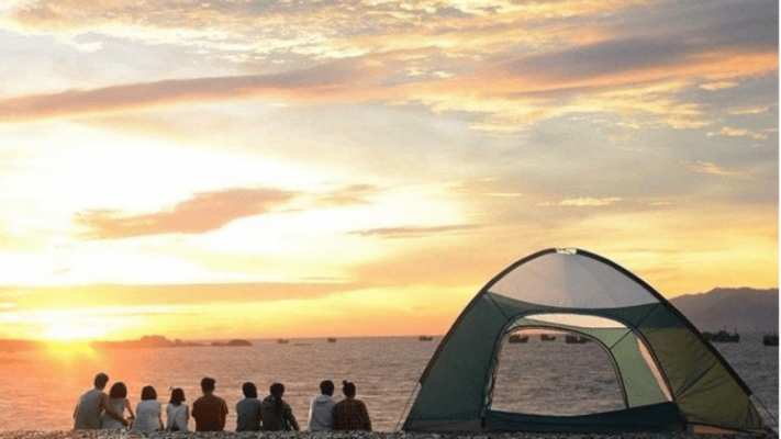 Watching the sunrise and sunset at cham island