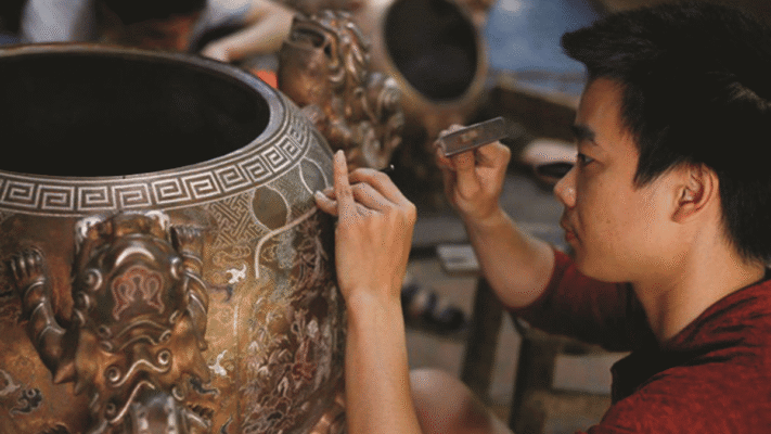 Experience bronze casting