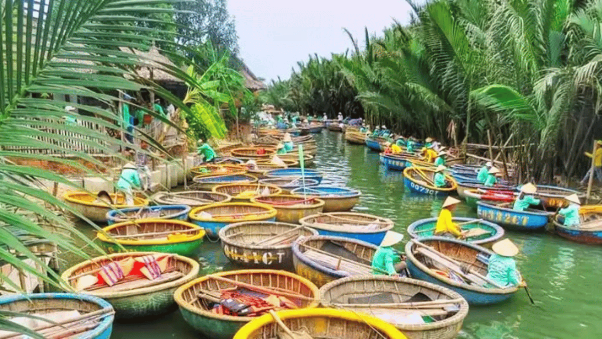 Explore Hoi An coconut village (Bay Mau Coconut Forest) by basket boat