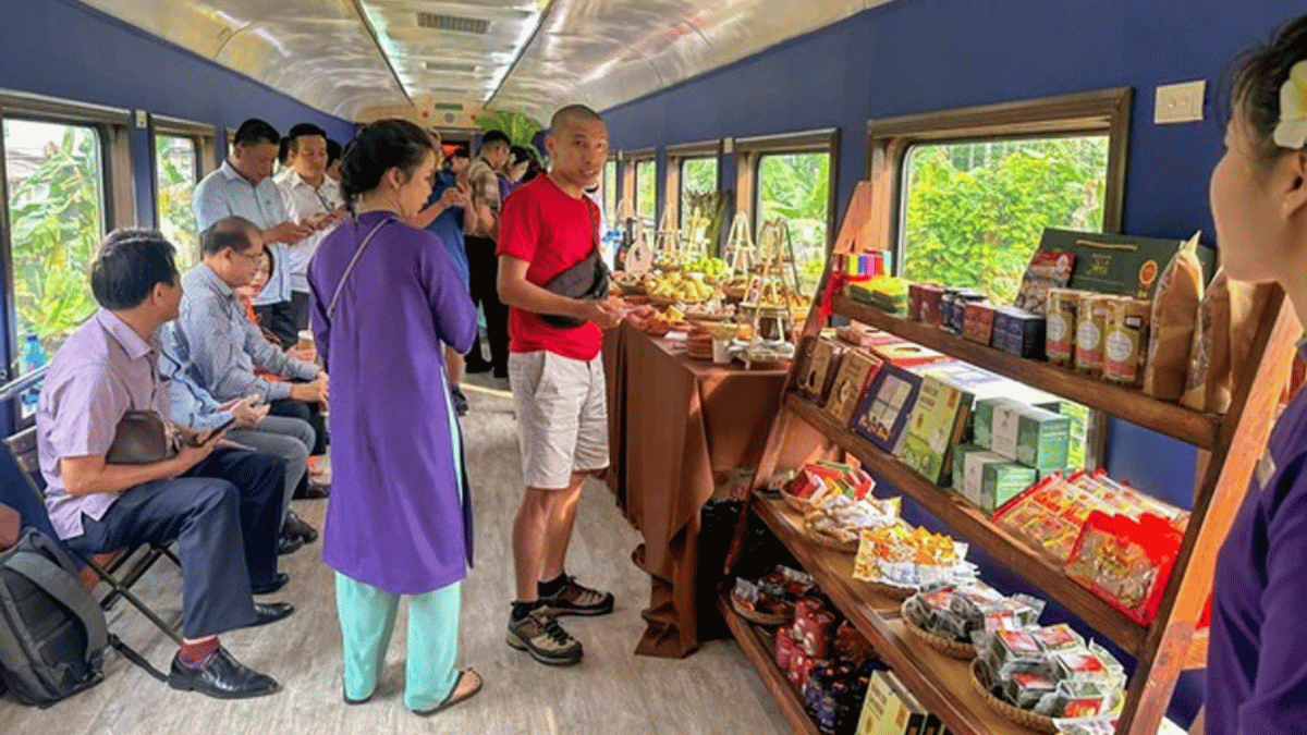 The Heritage train Hue - Danang