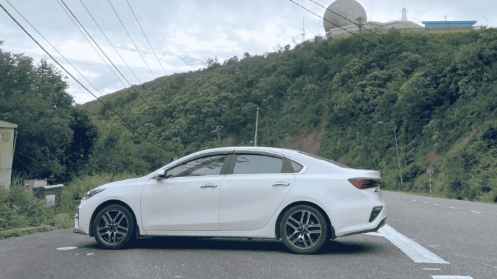 hue to hoi an by private car