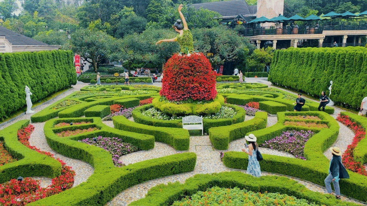 Le Jardin d'Amour flower garden da nang
