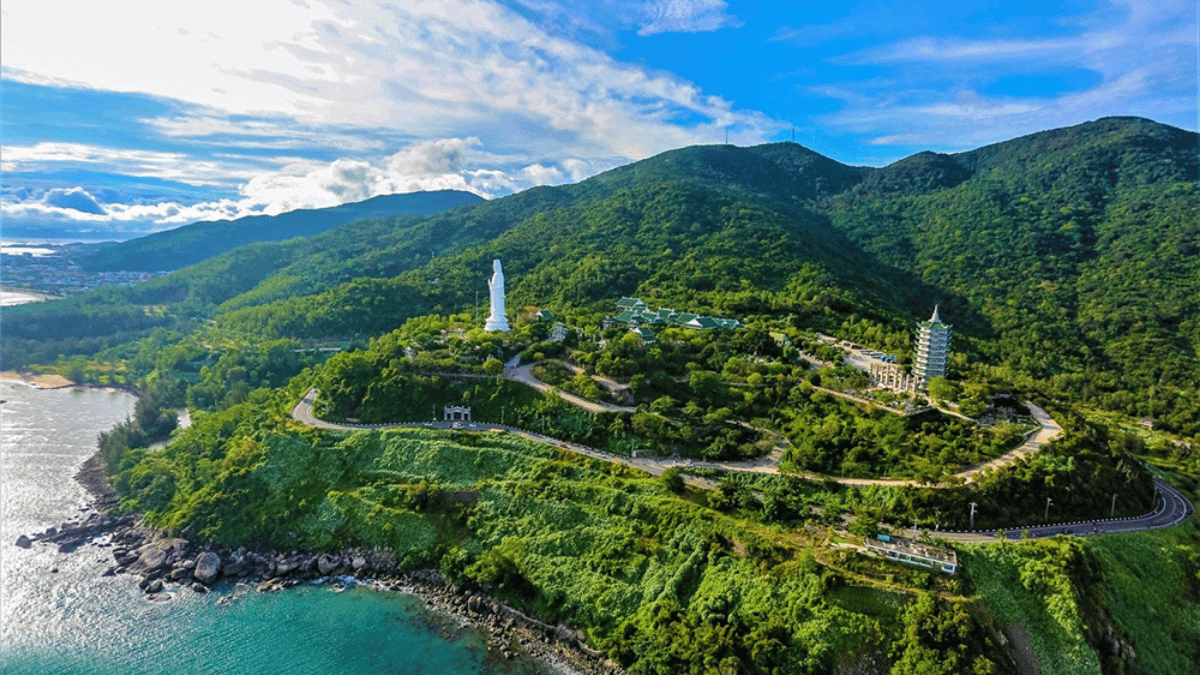 Son Tra Peninsula - things to do in da nang